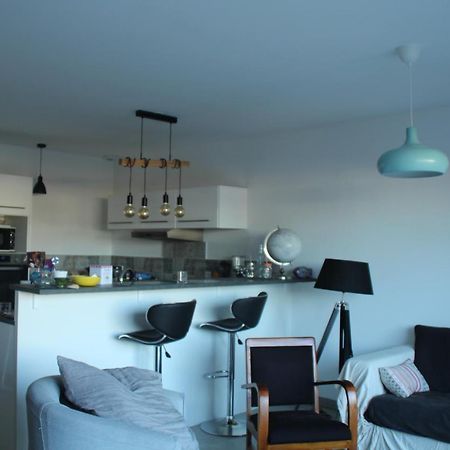 Jolie Chambre Dans Quartier Calme Езін Екстер'єр фото